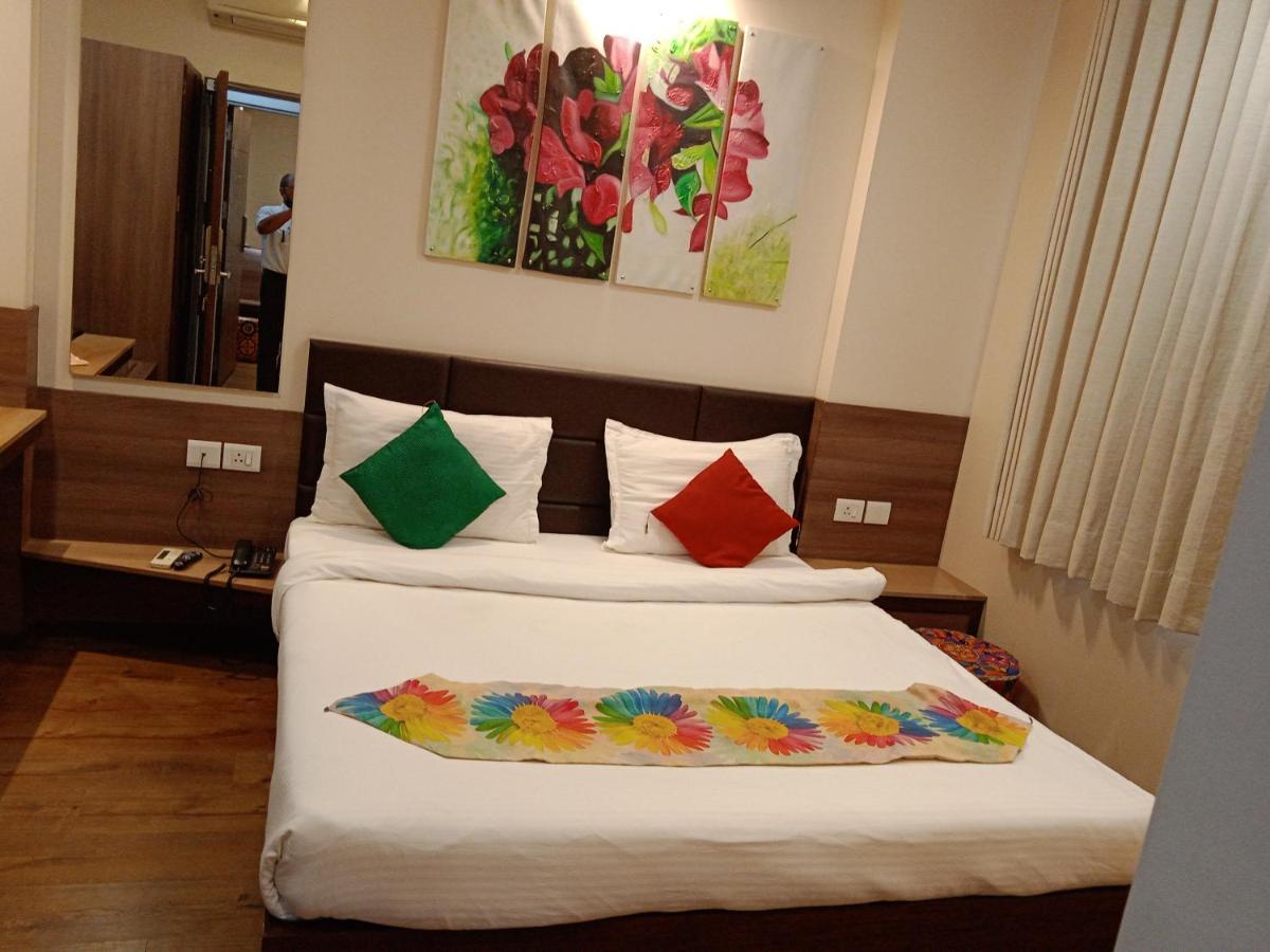 Fleur Hotel Jaipur Extérieur photo