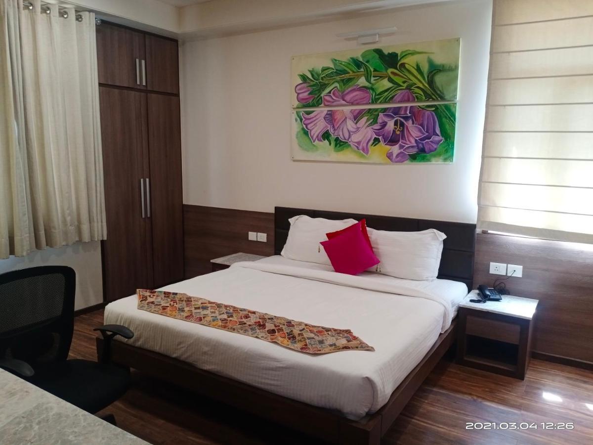 Fleur Hotel Jaipur Extérieur photo