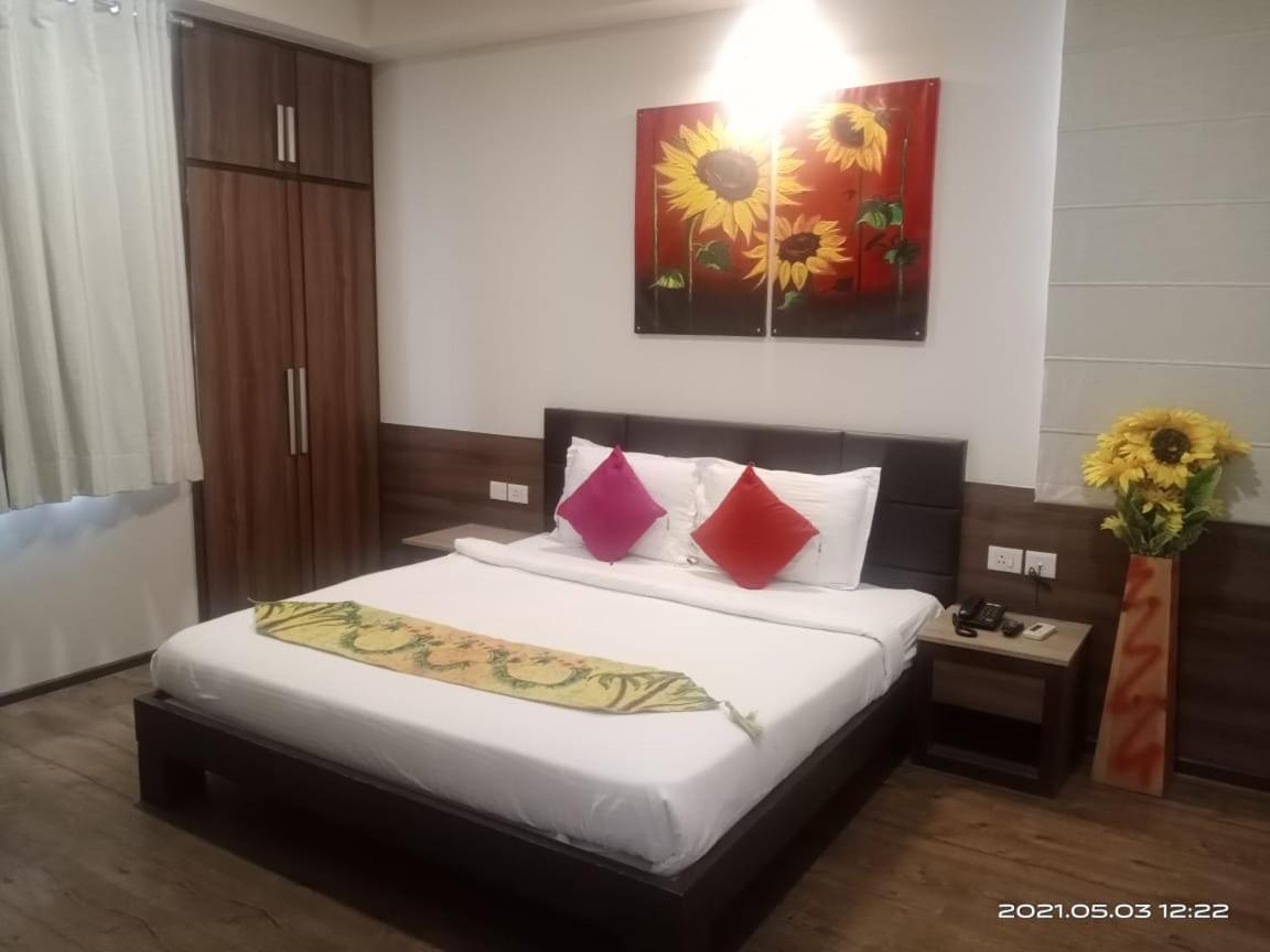 Fleur Hotel Jaipur Extérieur photo