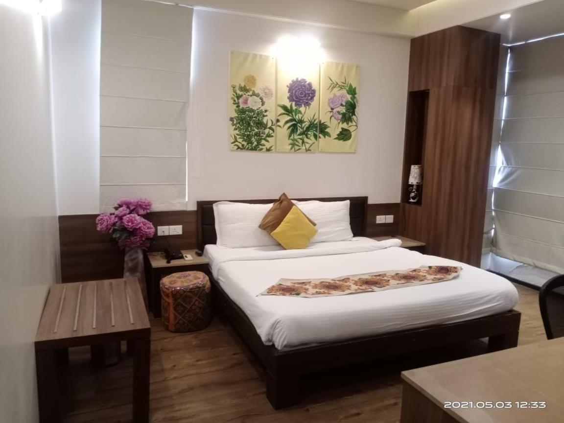 Fleur Hotel Jaipur Extérieur photo