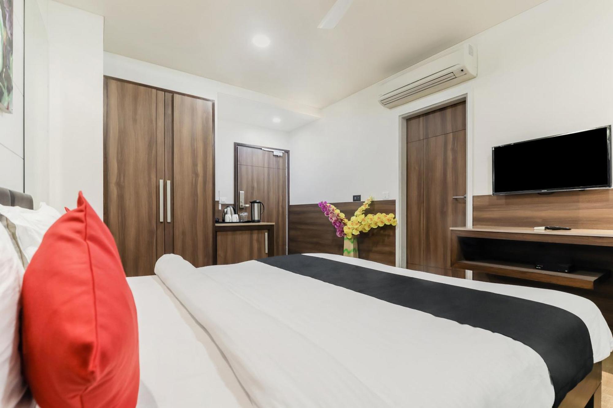 Fleur Hotel Jaipur Extérieur photo
